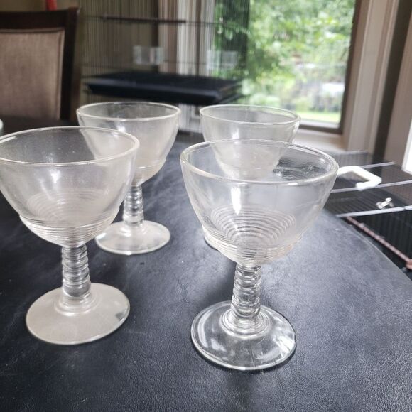 Vintage Aperitif Cordial Sherry Glasses (4) - Picture 4 of 5